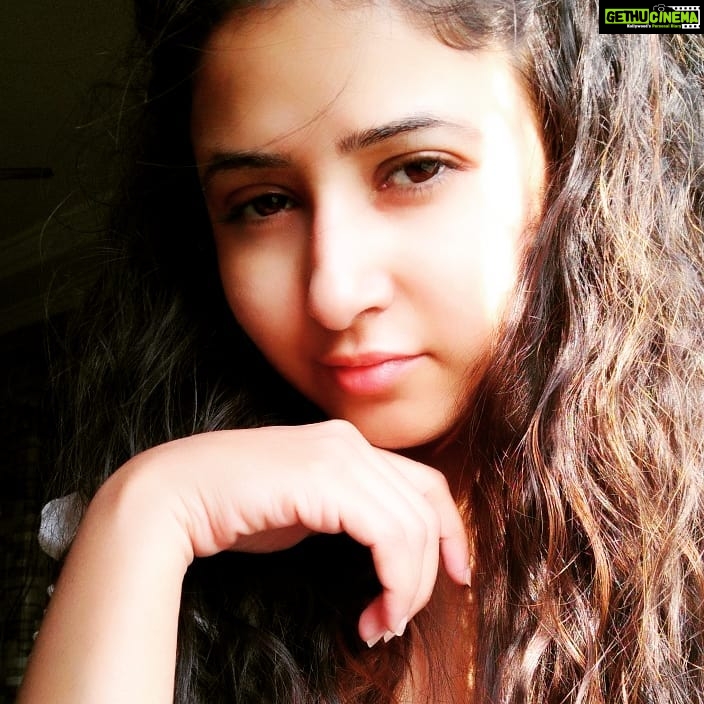 Sana Amin Sheikh Instagram - Hair in original-natural form. No make up. No hair do. Day off at home.