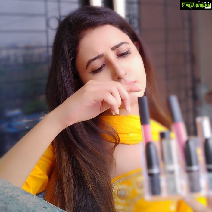 Sana Amin Sheikh Instagram - Gifts by @makeupby_nehadil Thank-You. #Collaboration #collabs 10/6/2018