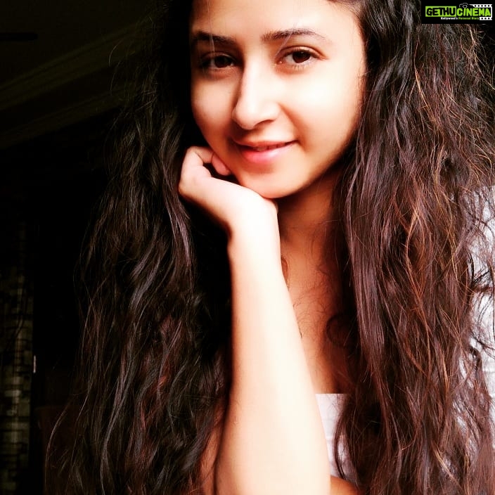 Sana Amin Sheikh Instagram - Hair in original-natural form. No make up. No hair do. Day off at home.