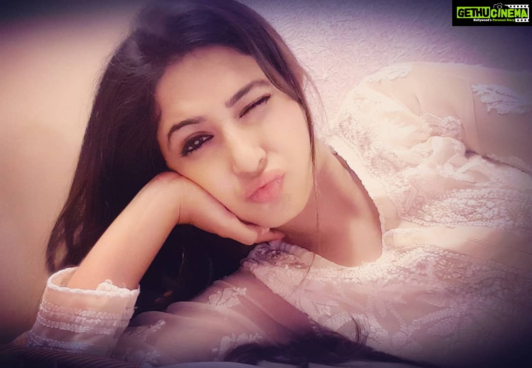 Sana Amin Sheikh Instagram - Enough posts for the day.. good night.