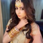 Sana Amin Sheikh Instagram – #Indian #India #IndianGirls #HindustaniLadki 
#ZeeRishteyAwards2017 #SanaAminSheikh 
Love for #MaangTeeka.. #Choodiyaan #Bangles #Anarkali #Bhootu