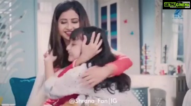 Sana Amin Sheikh Instagram - Awwley.. what a cute VM ♡