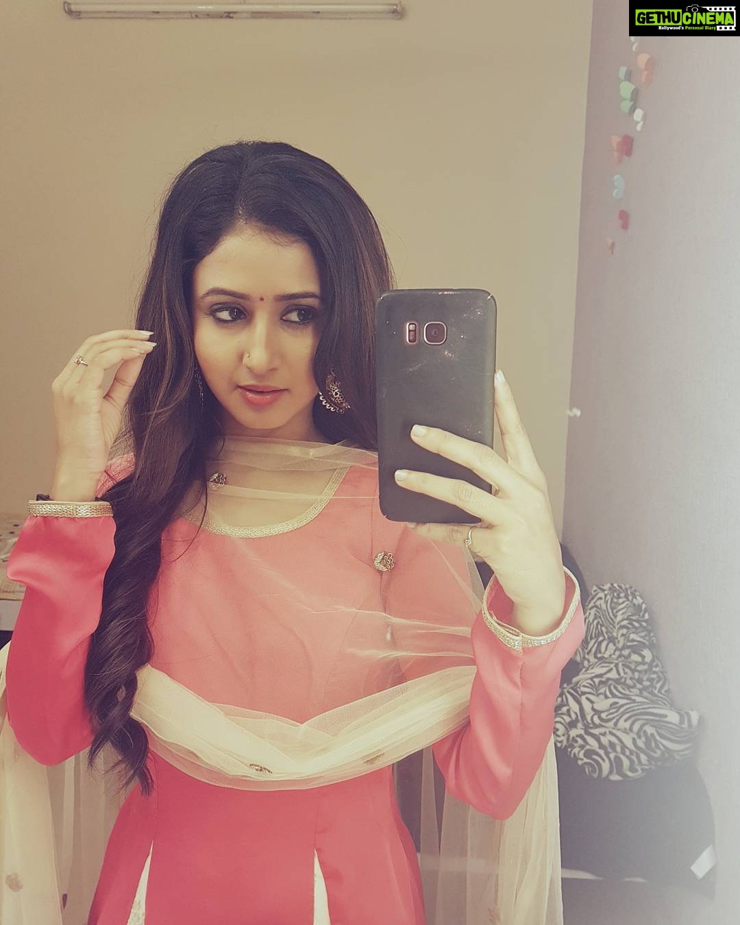 Sana Amin Sheikh Instagram - #BHOOTU #Zeetv #IndianGirls #Actor #Actress #ShootLife