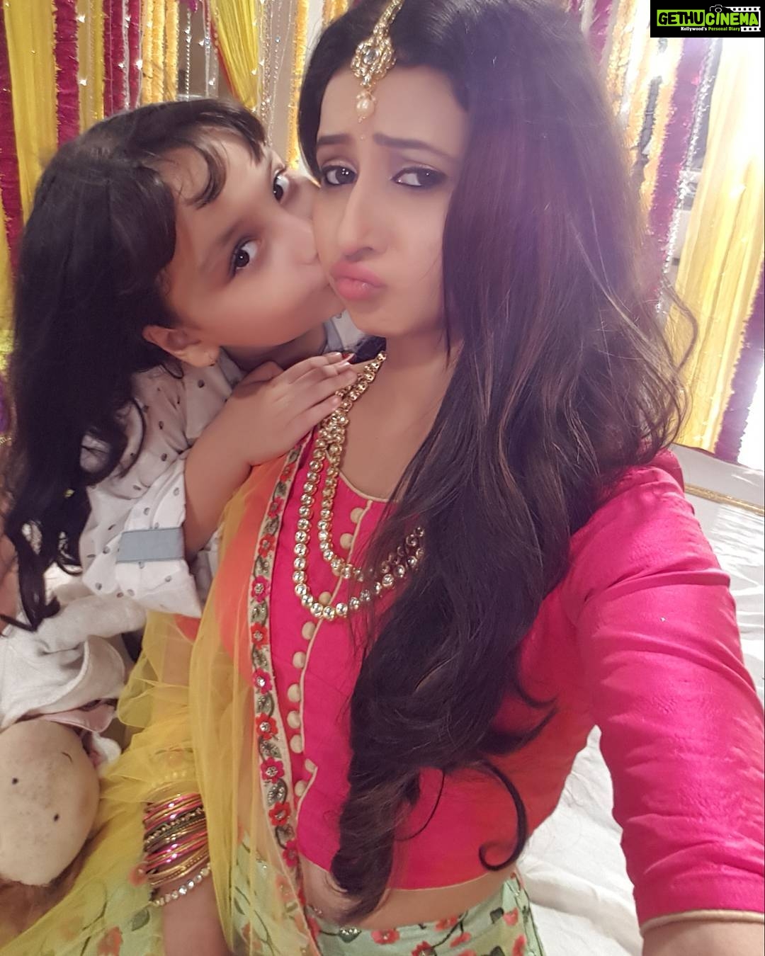 Sana Amin Sheikh Instagram - #NoFilter Absolutely #Bhootu #ArshiyaMukherjee #SanaAminSheikh #SanaSheikh #Zee #Zeetv