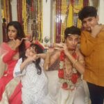 Sana Amin Sheikh Instagram - #Bhootu on & off Set.. #Zee #ZeeTv