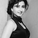 Sana Amin Sheikh Instagram - This Girl Is coming on Tv soon.. #Surprise #NewEntrant #TvShow 9.6.2017