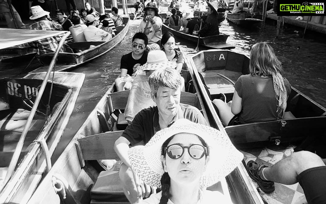 Sana Amin Sheikh Instagram - #TheFloatingMarket #Bangkok 31.3.2017