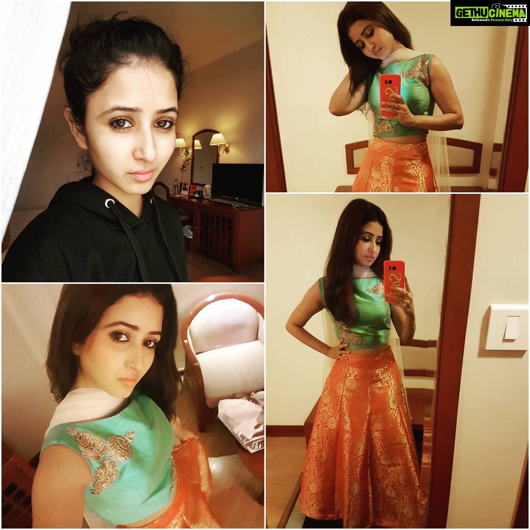 Sana Amin Sheikh Instagram - In #Calicut #NIT college for #SonuNigamLiveInConcert #Emcee #SonuNigam #SanaAminSheikh #Team #SonuSir Styled by @KalkiFashion #Kalki #Mumbai (I am managed by @slashproductions) 24.3.17