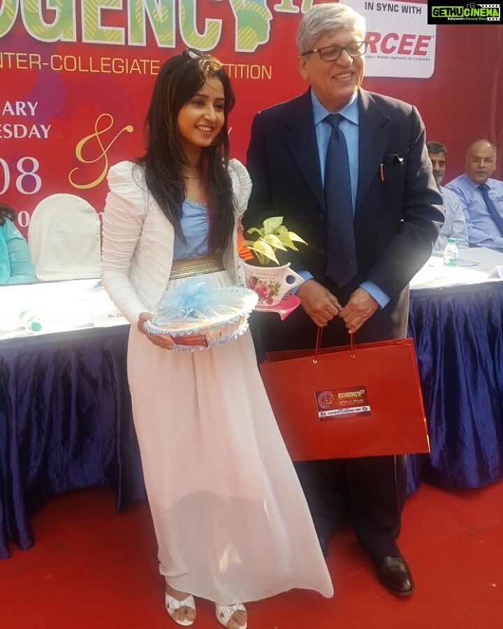 Sana Amin Sheikh Instagram - #AllanaInstitute #SanaAminSheikh #Honour managed by @slashproductions