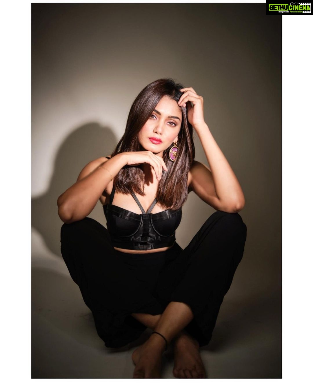 Sana Makbul Instagram - Long time no see 👋🏼