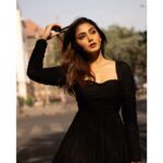 Sana Makbul Instagram – Head high always ๐