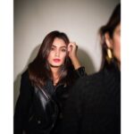 Sana Makbul Instagram - Sittin “pretty” 💋