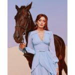 Sana Makbul Instagram - Eyes on me & lion 🐎