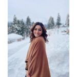 Sana Makbul Instagram - Positive vibes & Negative temperature ⛄️❄️ Gulmarg, Kashmir