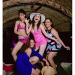 Sana Makbul Instagram - Hey pretty ladies 🥰 Pact for life “ keep smiling / laughing as always “ @mishthi_tyagi @lokhandeankita @ashitadhawan #2022