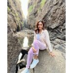 Sana Makbul Instagram - So it’s called “ Valley of shadows “ @maharashtratourismofficial #maharashtratourism#maharashtra#exploretheunexplored Sandhan Valley