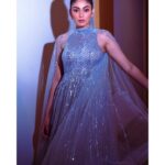 Sana Makbul Instagram - Doll Vibes 👑 Outfit @megha_and_jigar PR @dinky_nirh Jewellery @golecha_jewels Make up & hair @simmi.mua Style by @stylebysaachivj Photographer @smileplease_25 #anvikikahaani#glam#trend#redcarpet#instapic#instashine