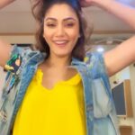 Sana Makbul Instagram - Look what @cashmakeupartistry made us do @stylebysaachivj 🤣😂😂