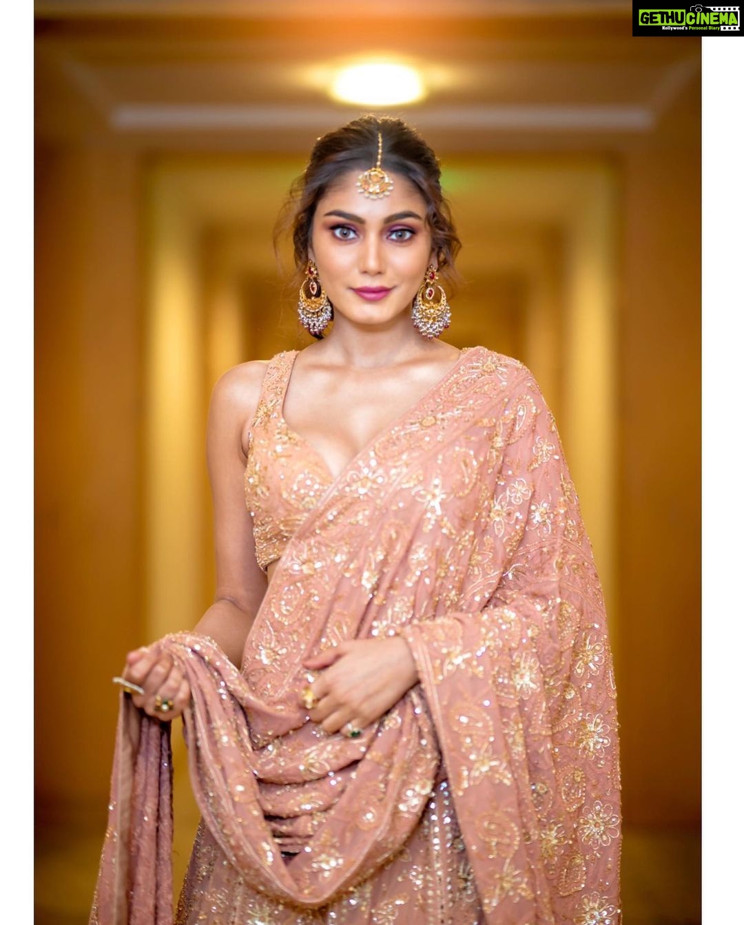 Sana Makbul - 117.8K Likes - Most Liked Instagram Photos