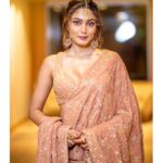 Sana Makbul Instagram - Wearing an invisible 👑 Outfit @bindaniofficial Jewellery @golecha_jewels Styled by @stylebysaachivj Assisted by @sanzimehta777 Make up @glittersbyhema Photographer @propixer #anvikikahaani#dressup#queenvibes#instapic#instagram
