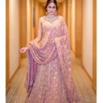 Sana Makbul Instagram - Wearing an invisible 👑 Outfit @bindaniofficial Jewellery @golecha_jewels Styled by @stylebysaachivj Assisted by @sanzimehta777 Make up @glittersbyhema Photographer @propixer #anvikikahaani#dressup#queenvibes#instapic#instagram