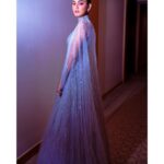 Sana Makbul Instagram - Doll Vibes 👑 Outfit @megha_and_jigar PR @dinky_nirh Jewellery @golecha_jewels Make up & hair @simmi.mua Style by @stylebysaachivj Photographer @smileplease_25 #anvikikahaani#glam#trend#redcarpet#instapic#instashine