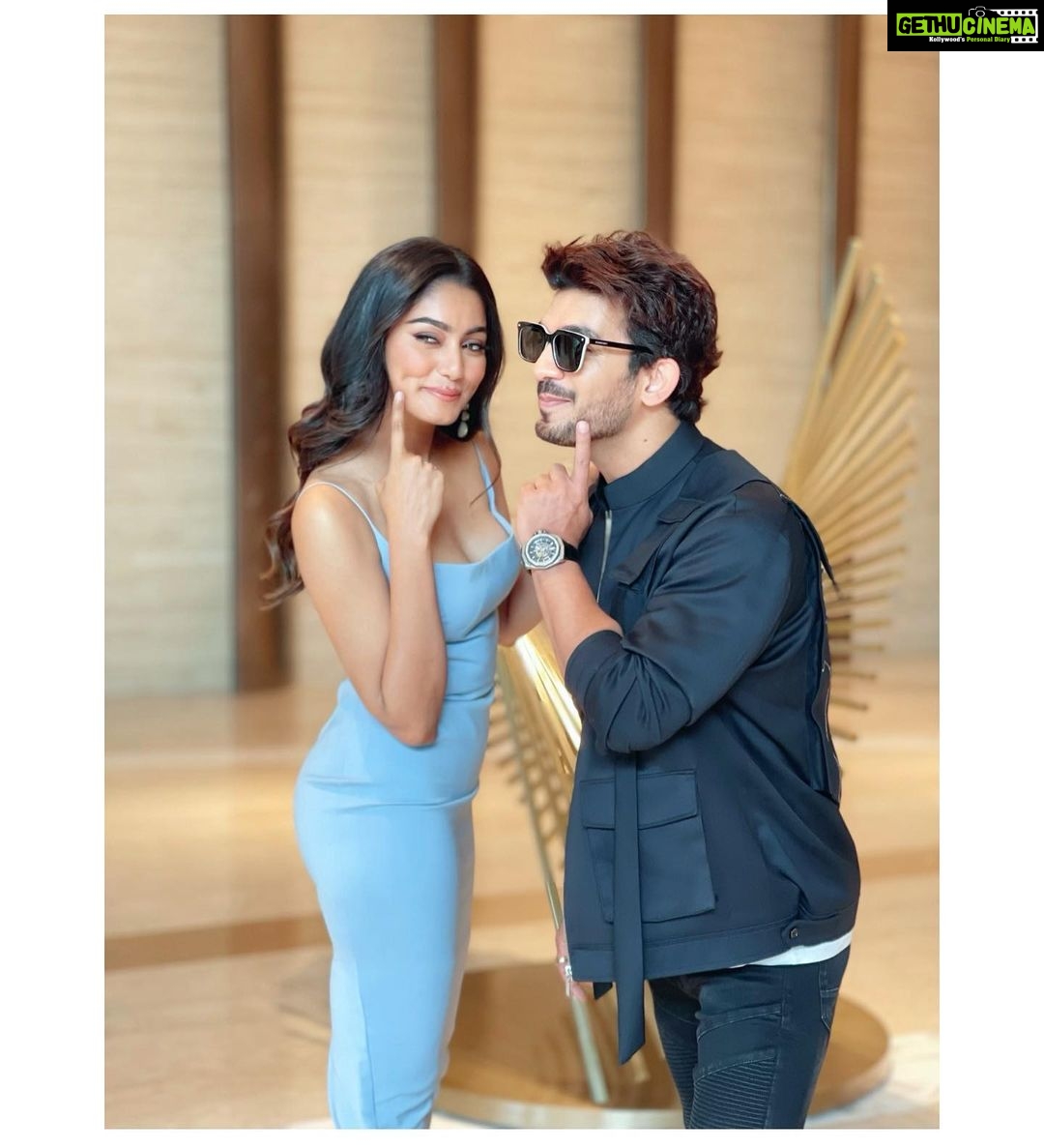 Sana Makbul - 184K Likes - Most Liked Instagram Photos