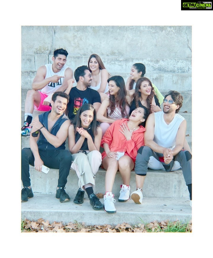 Sana Makbul Instagram - What’s the joke about 🤪 #comingsoon 17th July onwards @colorstv #kkk11 @arjunbijlani @nikki_tamboli @aasthagill @shweta.tiwari @divyankatripathidahiya @varunsood12 @anushkasen0408 @sourabhraaj.jain @ashukla09 #capetown#darrvsdare#colorstv#southafrica#khatronkekhiladi