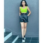 Sana Makbul Instagram - “Alexa , skip to finale . “ #KKK I wish 🙄🙈 #khatronkekhiladi#capetown#southafrica#neon#ootd#instapicture#photooftheday#instadaily#styleinspo#staysafe#maskon