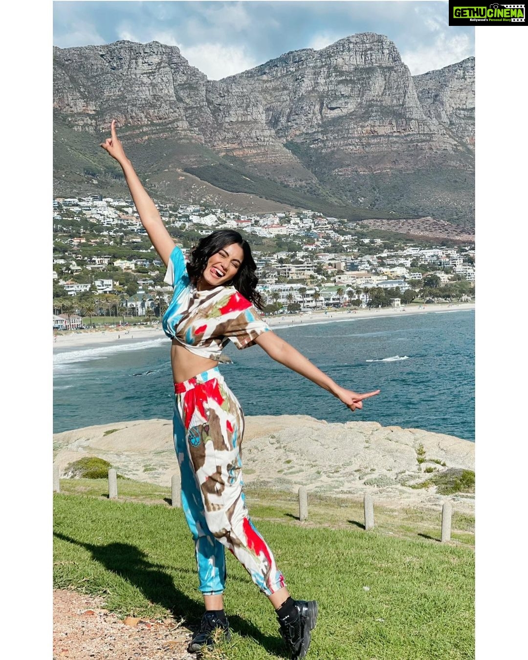 Sana Makbul Instagram - Colors burst 🌈 . . Styled by @stylebysaachivj Team @vanita_parihar01 . . #kkk11 #capetown #khatronkekhiladi #scenery #colorful #outfitoftheday #shootlife