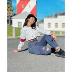 Sana Makbul Instagram - Smile to add colors , to paint happiness, to increase the light around you ! #Staypositive#Stayhappy Sea Point, Western Cape, South Africa
