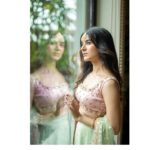 Sanjana Sarathy Instagram - 💗 . . 📸 : @arunprasath_photography 👗: @sameenasofficial ( the prettiest lehenga 🥹) Mua/Hair : @puii_c_ammy .Jewellery : @tandjboutique . #pink #lehenga #function #sanjanasarathy #instagood #insta #daylight #sunshine #pastel #positivity #positivevibes 🧿