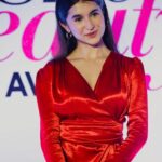 Sanjana Sarathy Instagram - Thank you @she_india thank you for having me. It was indeed a privilege 🧿 . Outfit by : @sameenasofficial 💛 Make up and hair : @abhiramisivakumar 📸 : @shadowsphotographyy . . #sheindia #shemagazine #celebratewomen #sanjanasarathy #red #positivevibes #positivity