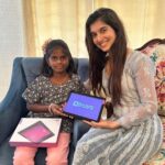 Sanjana Sarathy Instagram - Education is a right, not a privilege, and I'm thrilled to have helped a student reach their full potential. #byjusgive #byjus #divyagokulnath #educationforall . . @byjus_app @divyagokulnath . . #byjusgive #byjus #divyagokulnath #sanjanasarathy #educationforall