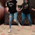 Sanjana Sarathy Instagram - Flew ✈️ in my 🍑 from Chennai to Jaipur . . look at you move bro 😯 @swathiganesh . Amazing mix 😍 : @hrishisongs . . #peaches #reels #caranaticmusic #caranatic #justinbeiber #indian #instagram #instagramreels #reelsexplore