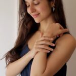 Sanjana Sarathy Instagram - So glow, has definitely made me glow✨. The process is pain-free. I dedicate an entire day, as it’s time consuming, but my hair growth has visibly reduced and overall it was a very comfortable session. This treatment involves, worlds first 2D technology. The Advanced Reveal Vega Laser an exclusive smooth ModeTM come together to make this treatment quick, effective, pain-free . @theglow.edit @theglow.clinic . Shot by : @hariz_comrade . Edited by : @rockin_vashista . . #laserhairremoval #laser #sanjanasarathy #reels #reelsinstagram