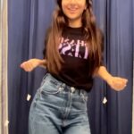 Sanjana Sarathy Instagram - Just calming down, telling myself. We’re just 20 days away from 2023 😮, and boy what a year it’s been! Pre- 2023 dance party . . . #lifelessons #life #sanjanasarathy #danceparty #positivevibes