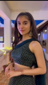 Sanjana Sarathy Instagram - The feminine urge to sneak in a quick reel when it’s your besties wedding 🤍 , esp when you’re wearing @sameenasofficial ♥️
. 
. Hair : @puii_c_ammy 
. Earrings : @aaranyarentaljewellery 🤍
.
.
#bestiewedding #weddingtime #sanjanasarathy #vibe #bestimever #positivity 
.
. 

.
.