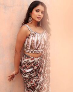 Sanjana Tiwari Instagram - Shine ✨

Wearing - @diademstore.in 
Shot by - @the.portrait.culture @timefreezersstudios 
Makeup by - @revathimakeupartistry