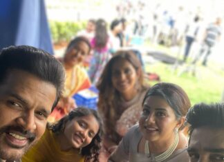 Sanjana Tiwari Instagram - Kudumbangal Kondadum Vetriii ✨🫶🏻 Thank you for all the love you guys have been showering ❤️ #grateful #Varisu