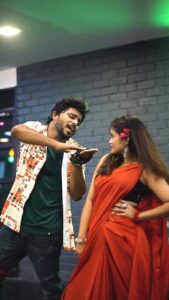 Sanjana Tiwari Instagram - 🌹R A N J I T H A M A E🌹 . . @vijay_official @rashmika_mandanna @directorvamshi @musicthaman @tseries.official Dw : @sanjanatiwari_ 😇❤️ You killed it Vc : @suresh_phoartography 📸 Edit courtesy : Thambi nee tan massive 🔥😂❤️ @madesh.04 Location : @ars_dance_academy 🤍 Shirt from @swag_cbe 👔❤️ #thalapathyvijay #vijay #varisu #rashmikamandanna #rashmika #trendingreels #dancereels #samantha