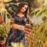 Sanjana Tiwari Instagram - 🌸🌼 Shot by @bhoopalm_official Makeup @roopa_ravi_mua Hair @makeup_with_maks Wearing @yuthikha Location @miyawakionfifth