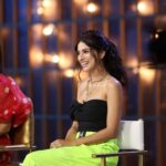 Sapna Pabbi Instagram – That guest judge moment on @myntrafashionsuperstar with these awesome women @aslisona @srishtipatch (Episode link in my story – in case you missed it 😉) 👯‍♀️👩🏻‍⚖️ 👑

@khyatibusa @yuti_malhotra 👗
@makeupnhairbyfarah23 💇🏻‍♀️
@vidhzy_27 @myntra 
#myntrafashionsuperstar #myntra #fashionista #womensupportingwomen