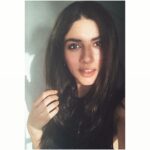 Sapna Pabbi Instagram - #sunselfiesonsunday ☀️🌻🥞🍹