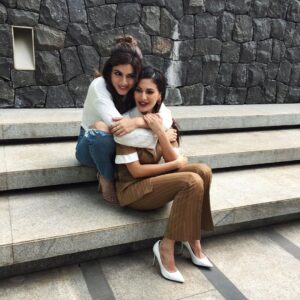 Sapna Pabbi Instagram - ‘Stop cuddling me and pose properly, your crumpling my outfit,’ she said. Never, I said; little sisters are meant for cuddling (and wrestling depending on the situation). Happy Birthday My Chotu @amyradastur93 
you are our 💓 @mallikadua @therichachadha @battatawada 👯‍♀️👯‍♀️