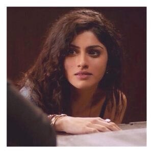 Sapna Pabbi Instagram - लिप्ती हुयी मीरा 🎶🦋🤫
.
.
.

#khamoshiyan 2015’ @foxstarhindi @visheshfilms