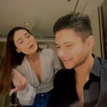 Sara Khan Instagram - Tareef karoge kab tak ???? #sarakhan #shantanuraje #sasha #comdey #fun #masti #madness