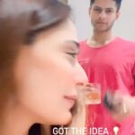 Sara Khan Instagram - Don’t kill me for this 🤣🤣🤣 #sarakhan #shantanuraje #sasha #us #funny #comedy #madness