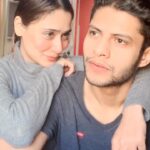 Sara Khan Instagram - 😳😳😳 yehi karoge tum 😡 #sarakhan #shantanuraje #sasha 🤣