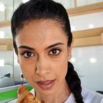 Sarah Jane Dias Instagram - DIET? . #croissant #instareels #instareel #foodstagram #notonadiet #ieatcarbs . thanks for entertaining my reel needs @fal1804 @thecreativeexpression 😘